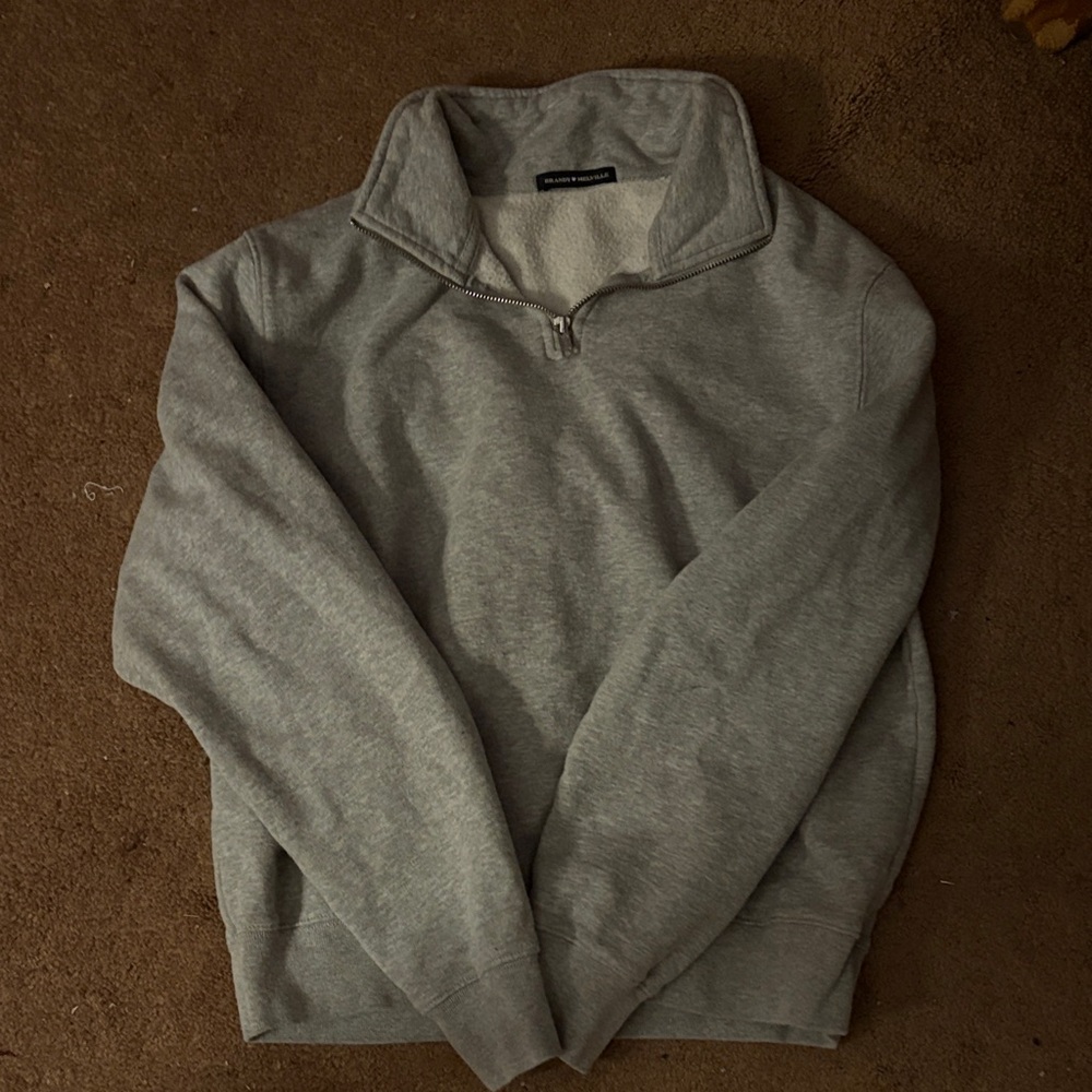 Brandy Melville Women's Zip-Up Gray Sweater